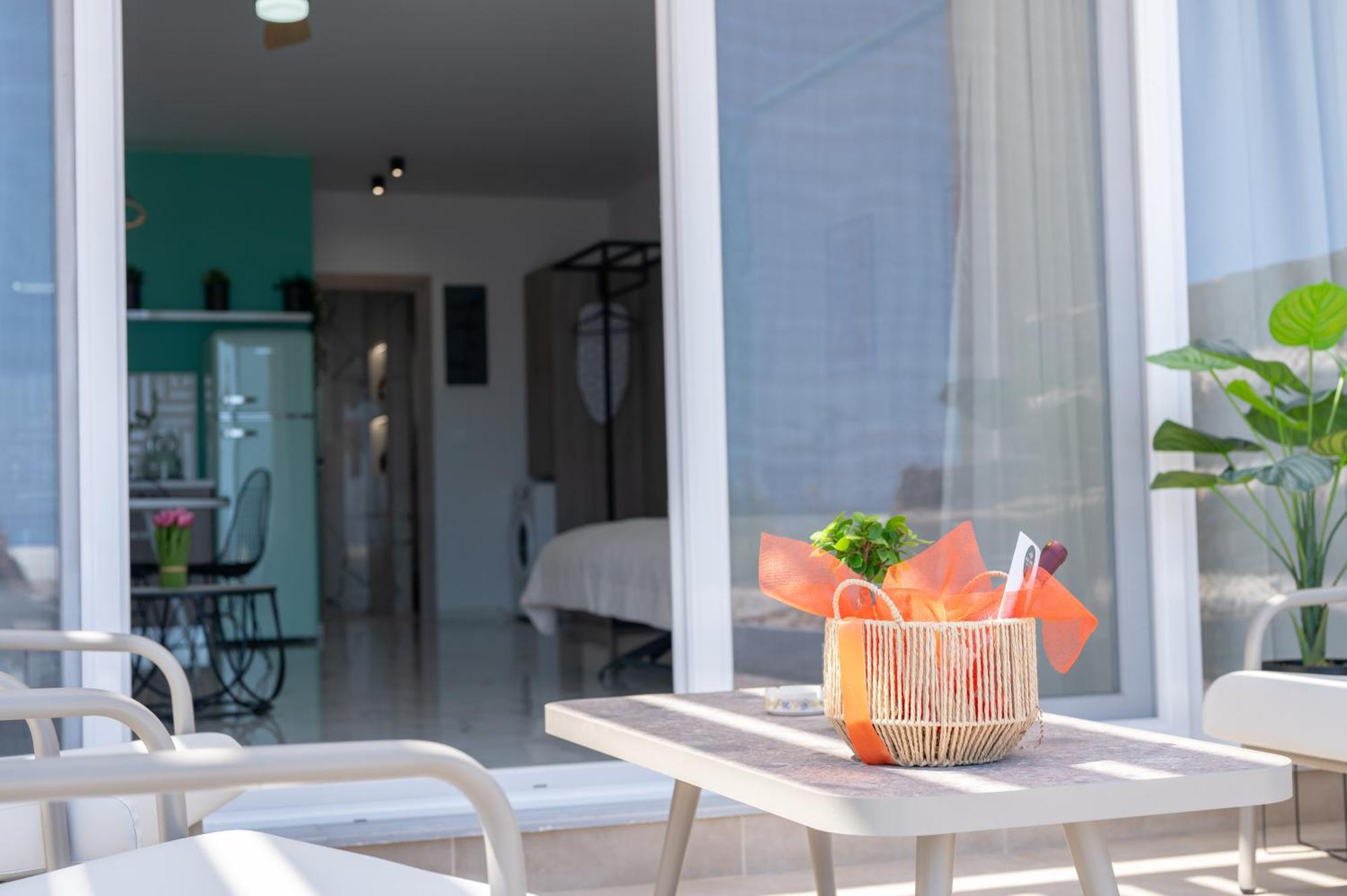 Nalu Luxury Suites Adults Only Kéfalos Exterior foto